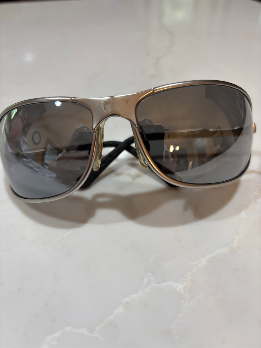 Harley-Davidson Y2K Silver-Tone Aviator Sunglasses with Gray Lenses Rated Z87+